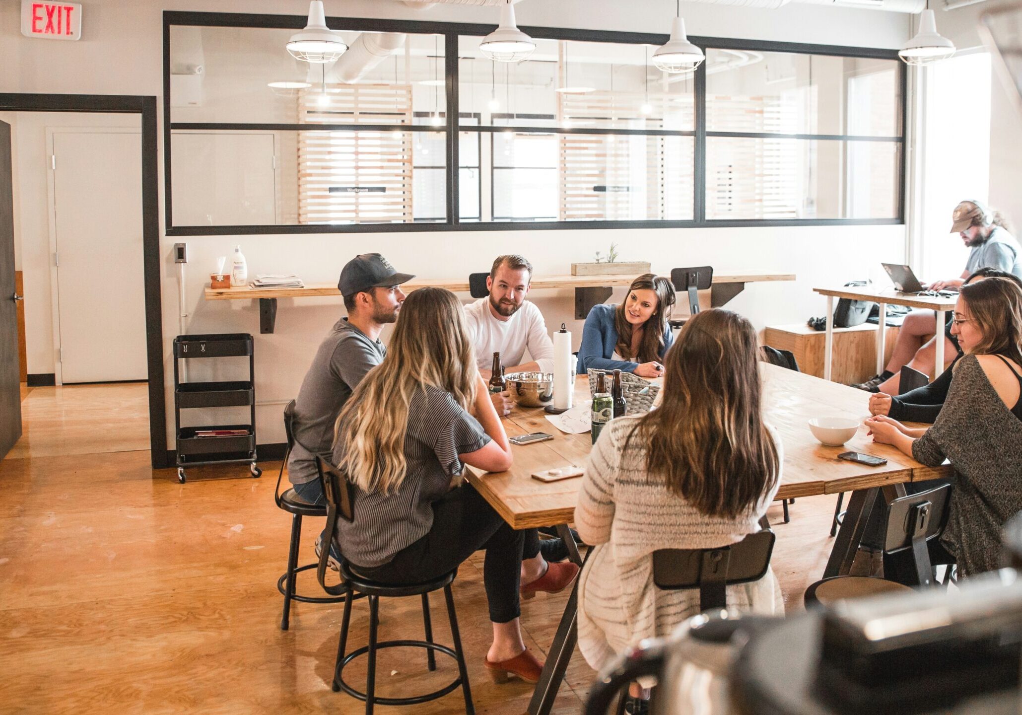 redd-francisco-PTRzqc_h1r4-unsplash